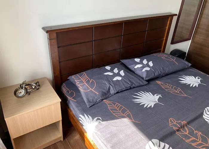 Makati Amazing View Penthouse Studio, Air Residence, Fast Internet 公寓
