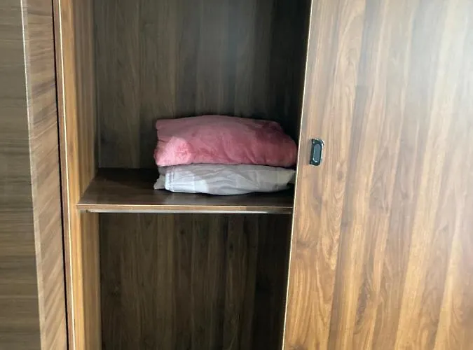 Makati Amazing View Penthouse Studio, Air Residence, Fast Internet 公寓