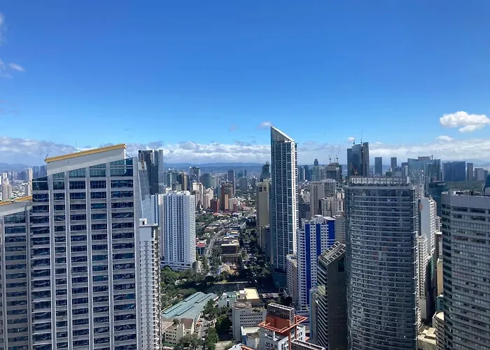 Makati Amazing View Penthouse Studio, Air Residence, Fast Internet 公寓 *