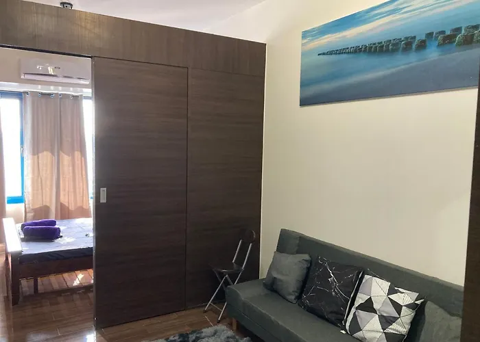 Makati Amazing View Penthouse Studio, Air Residence, Fast Internet 公寓 *
